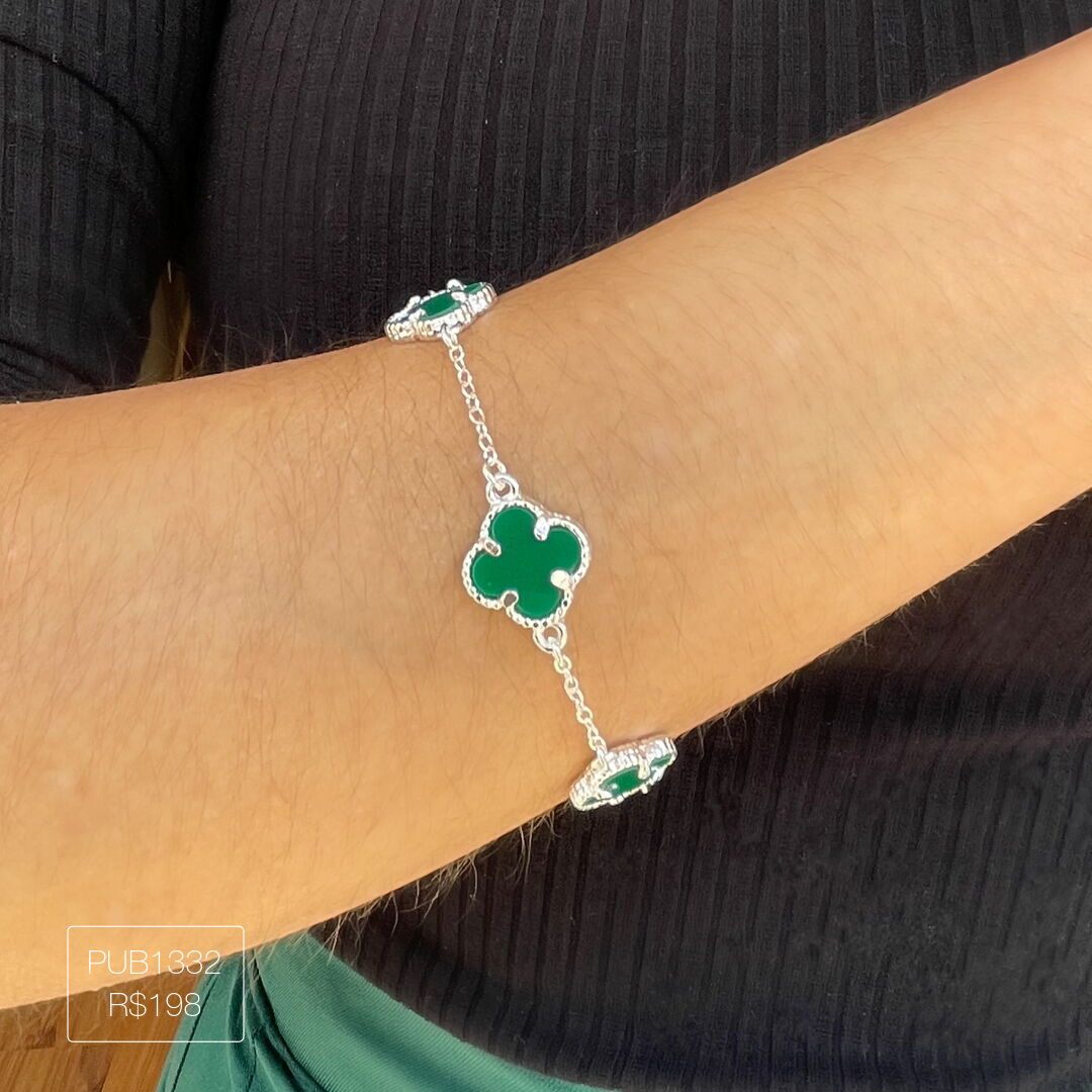 Pulseira V@n Cleef c/ 3 Pingentes Verde Lisa Prateada